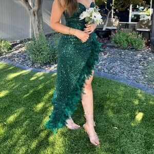 Green half slit feather dress